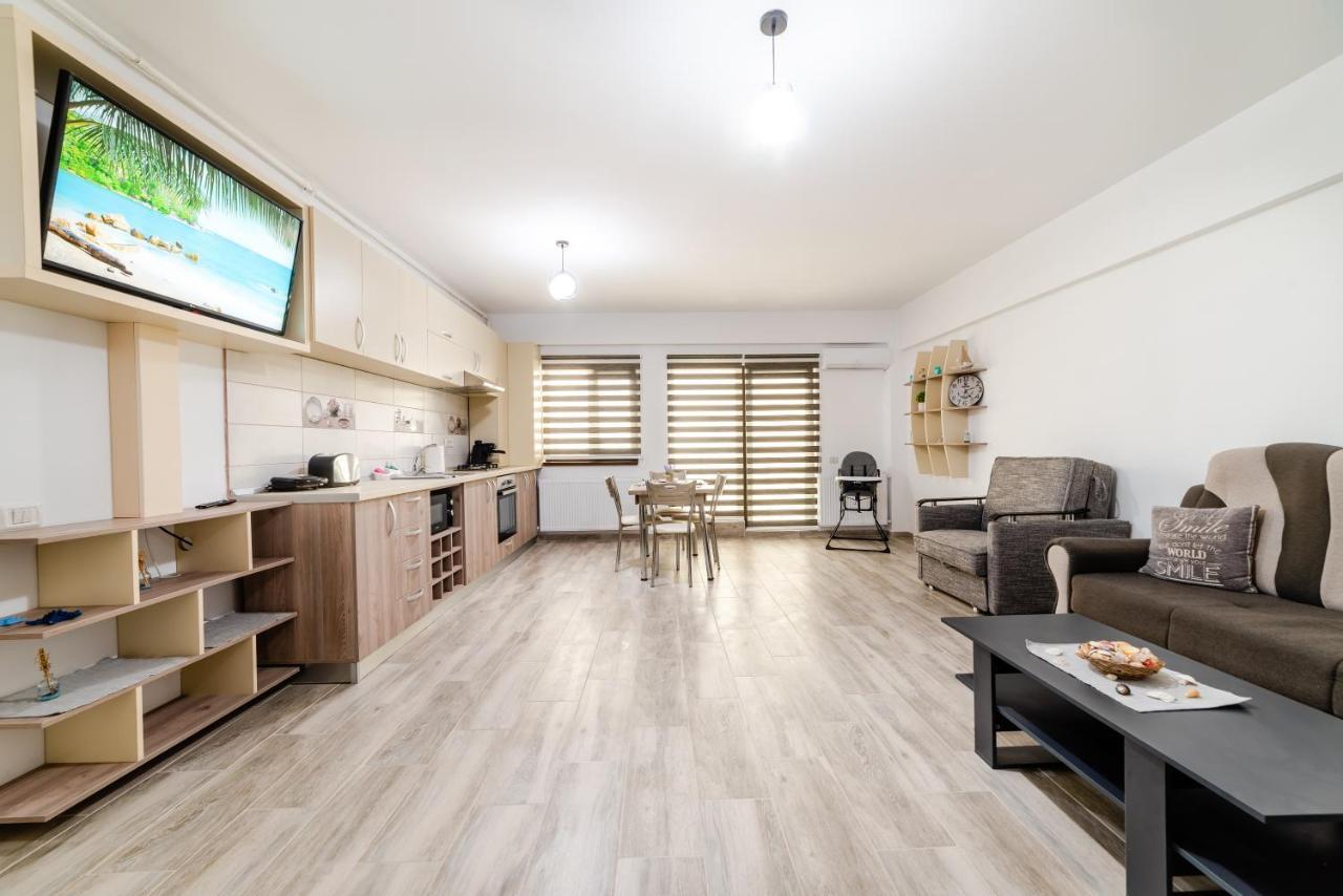 Derya Suites - Mamaia Nord Năvodari Екстериор снимка