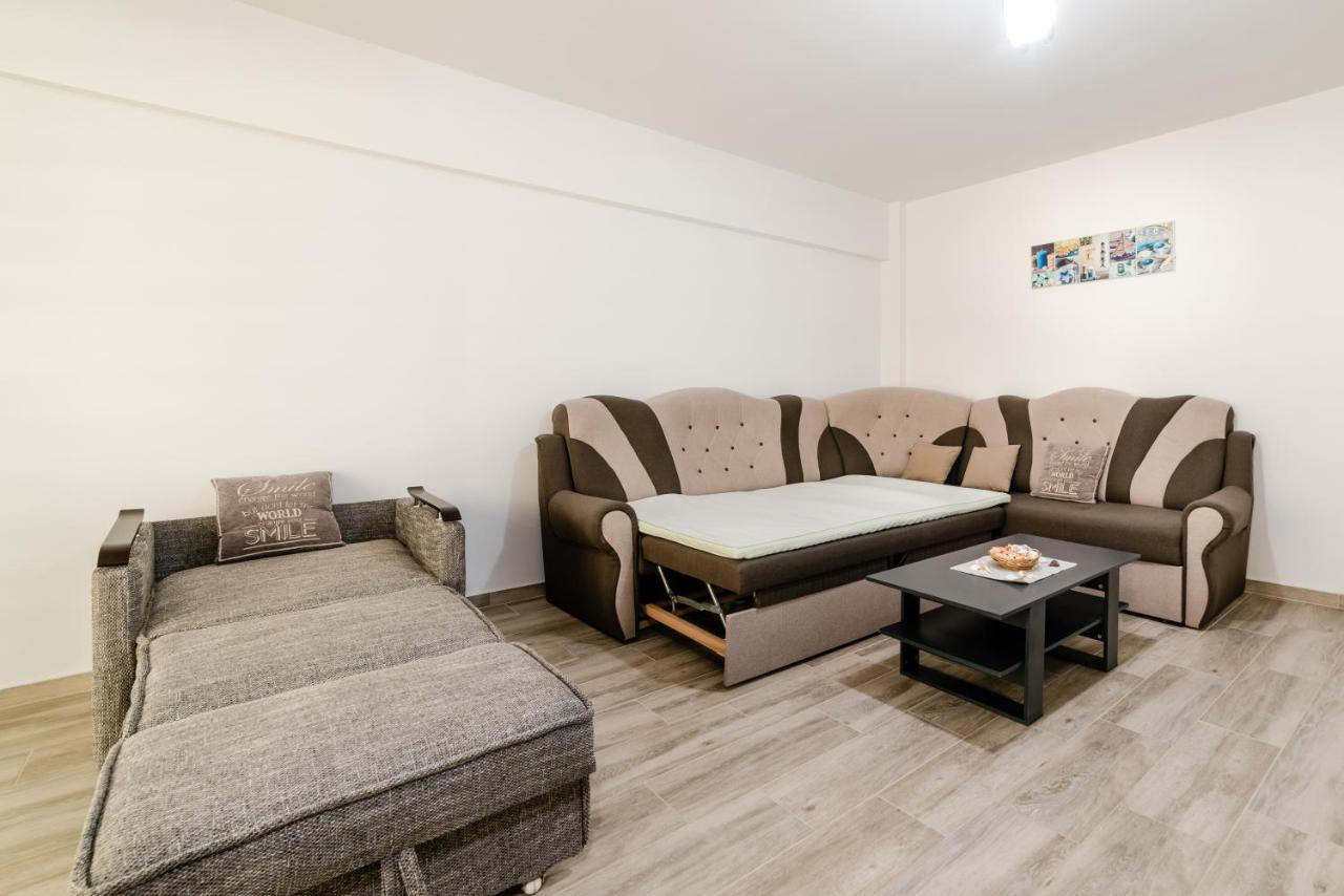 Derya Suites - Mamaia Nord Năvodari Екстериор снимка