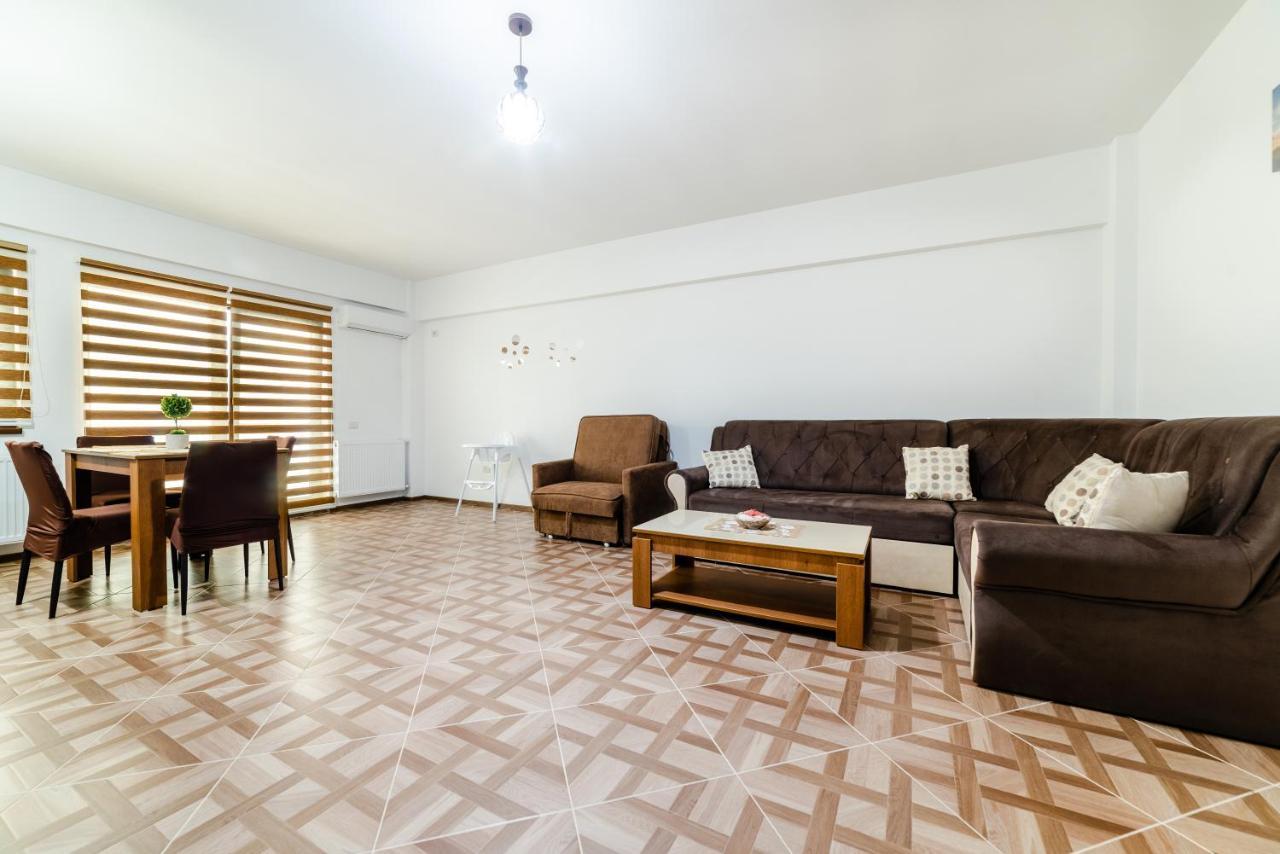 Derya Suites - Mamaia Nord Năvodari Екстериор снимка