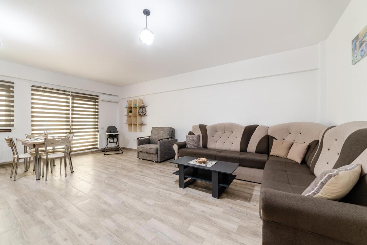 Derya Suites - Mamaia Nord Năvodari Екстериор снимка